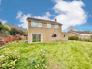 Photo 15- click for photo gallery